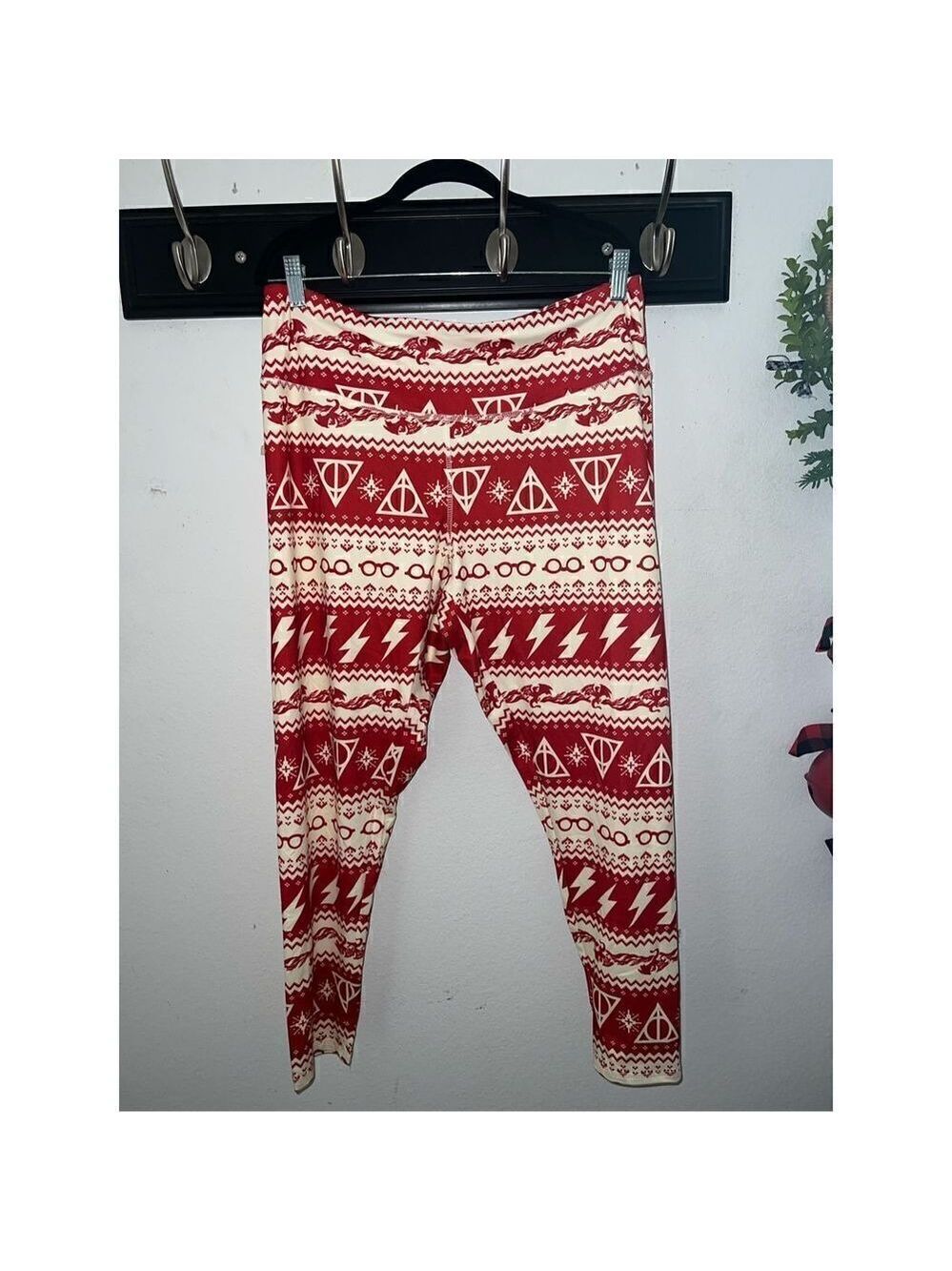 Harry Potter Icon Holiday Fair Isle Leggings Plus Size 2 - Picture 5 of 7